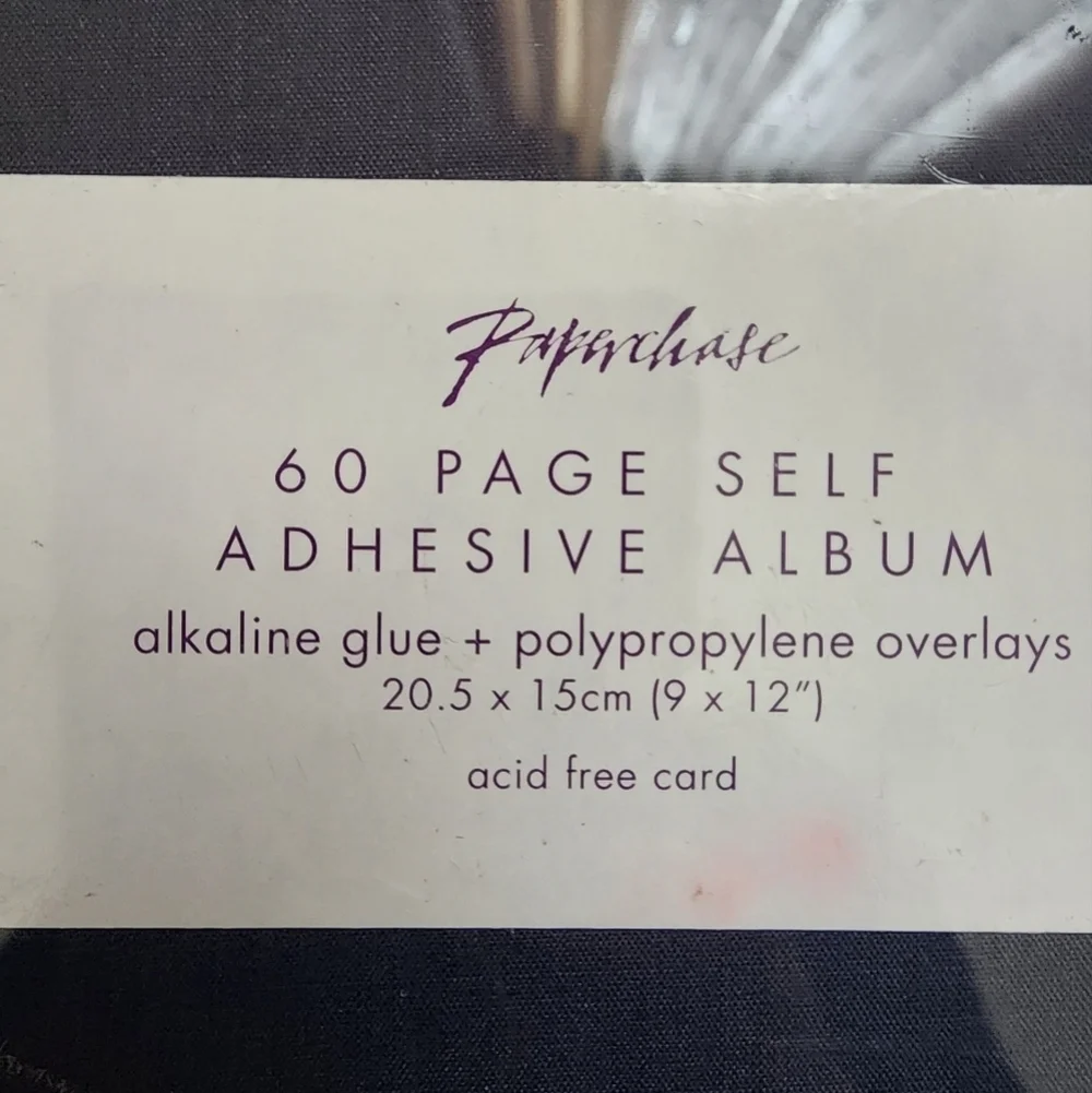 NWT, Paperchase Unisex Floral Sixty (60) Page Self Adhesive Album, sz 9